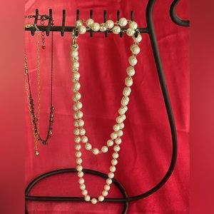 Vintage 1950s faux pearl necklace